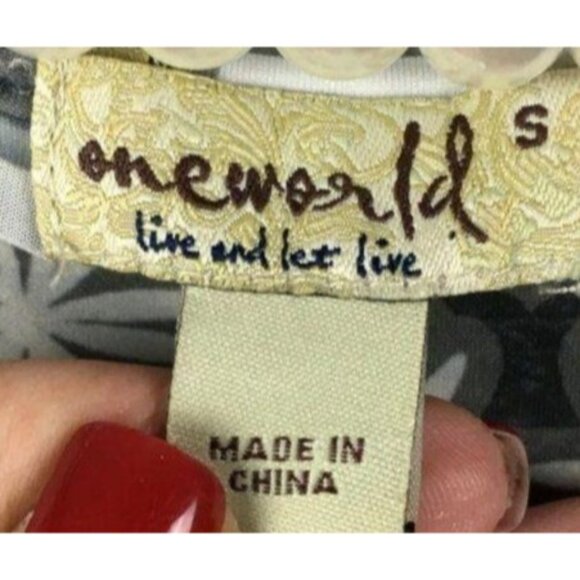 One World Black & White Paisley Lace V-Neck Top S - Picture 5 of 7